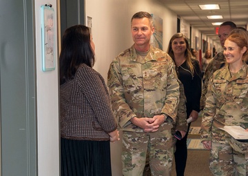 16th Air Force deputy commander visits the 70th ISRW