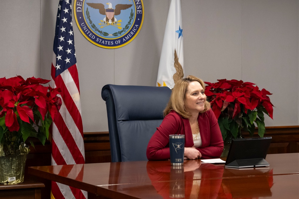 DSD Thanks Service Members During Holiday Morale Calls