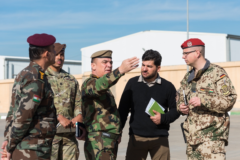 Coalition Advisors Discuss Logistical Matters with Peshmerga