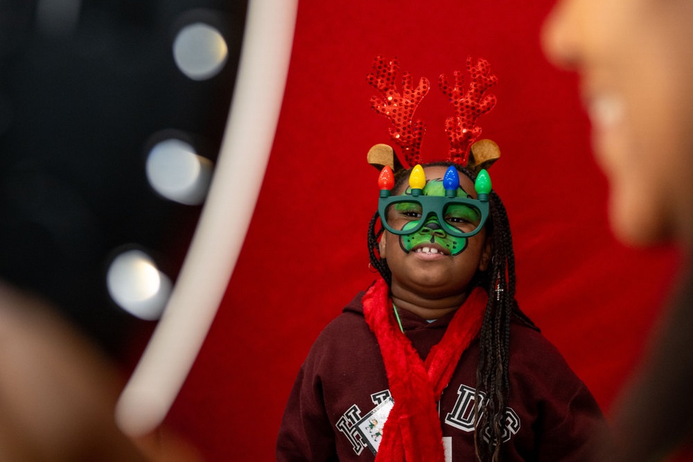 172nd Airlift Wing Hosts 18th Annual Flight to the North Pole