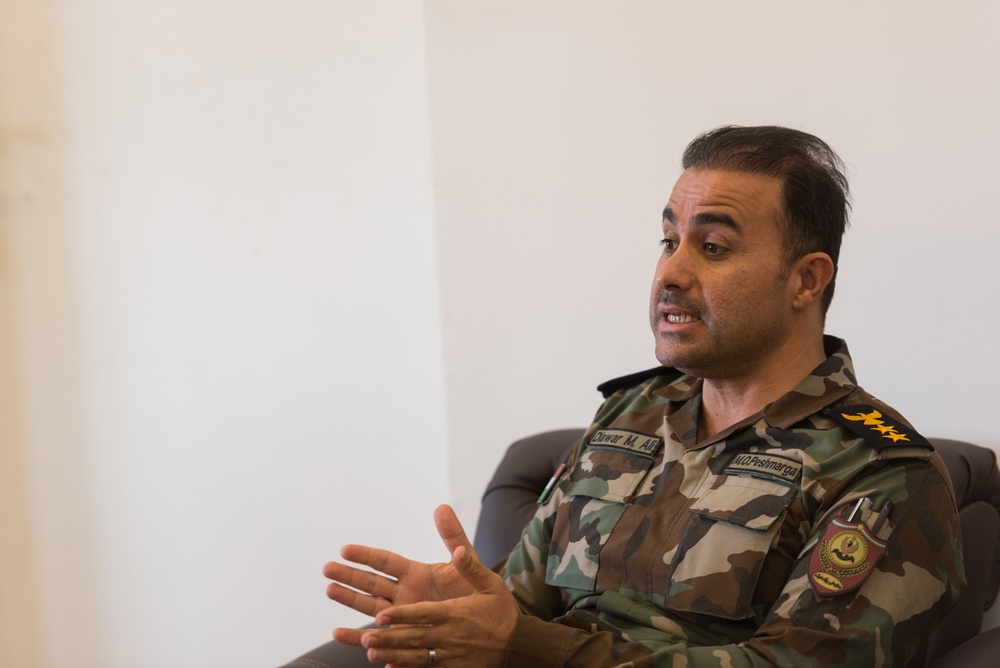 Coalition Advisors Discuss Logistical Matters with Peshmerga