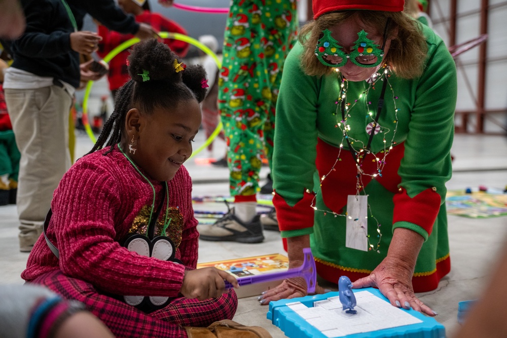 172nd Airlift Wing Hosts 18th Annual Flight to the North Pole