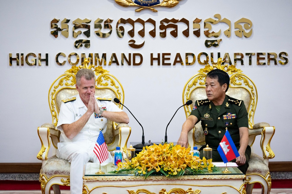 USINDOPACOM commander visited Royal Cambodian Armed Forces Headquarters