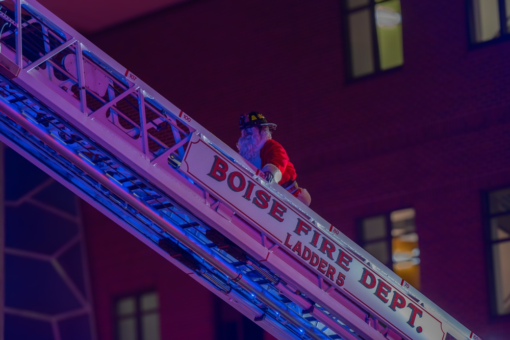 124th Security Forces Shine Their Lights for Kids in the Hospital