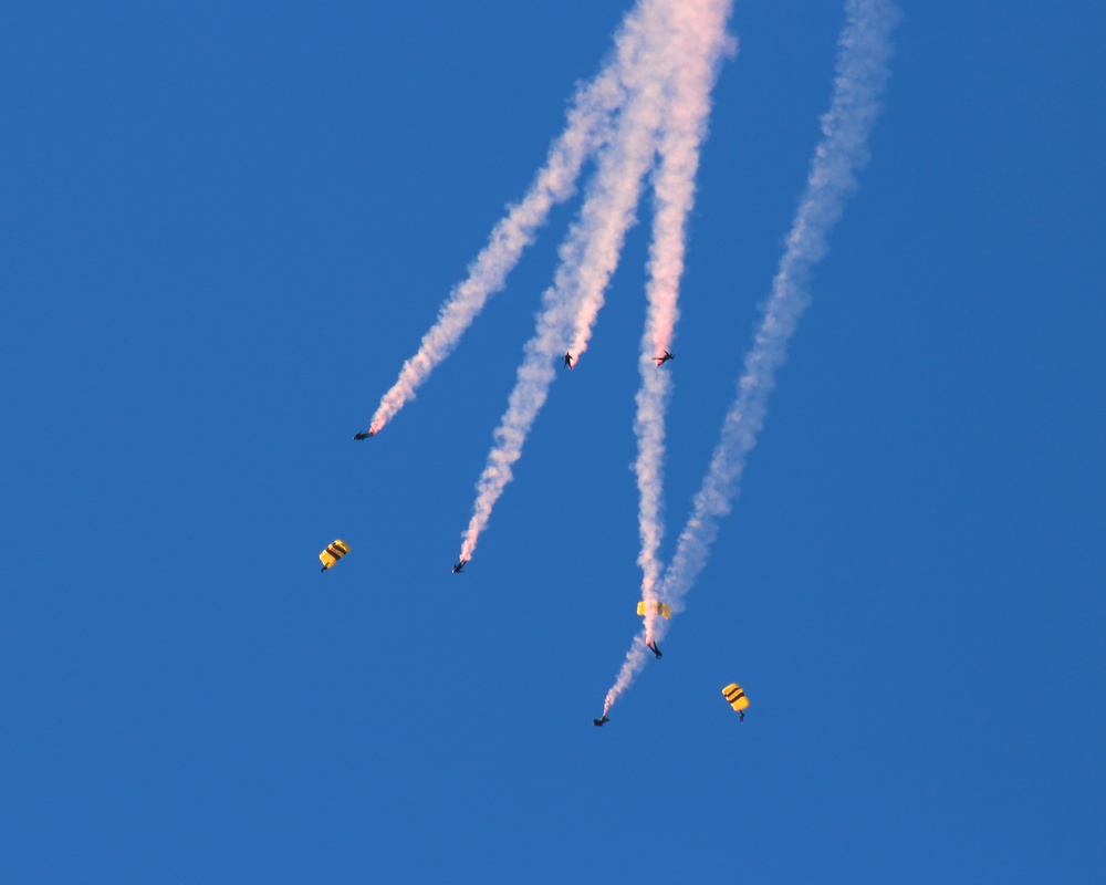 Fort Liberty Closes Red Ribbon Week with Golden Knights jump