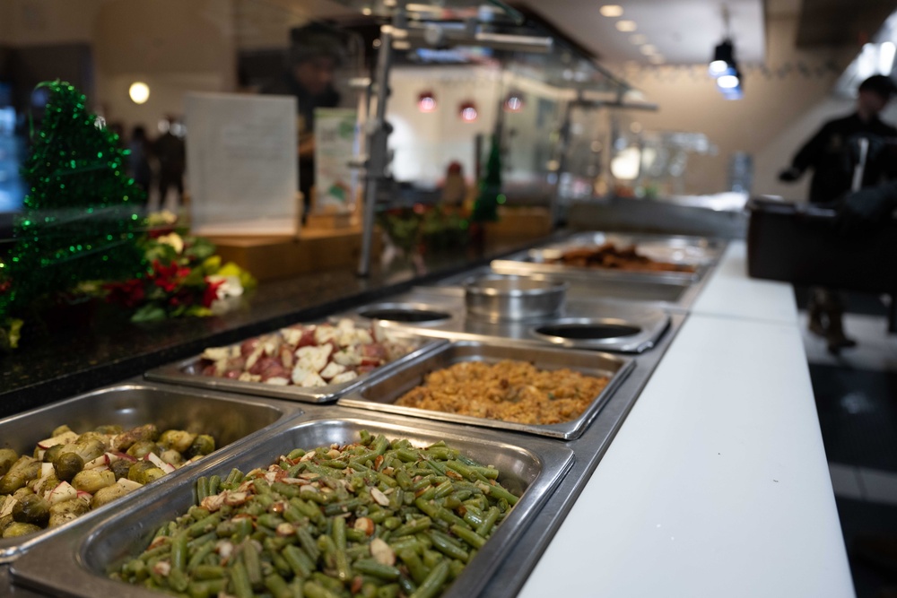 MacDill holiday meals at Diner’s Reef