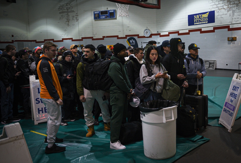 Sailors Homeward bound for the holidays