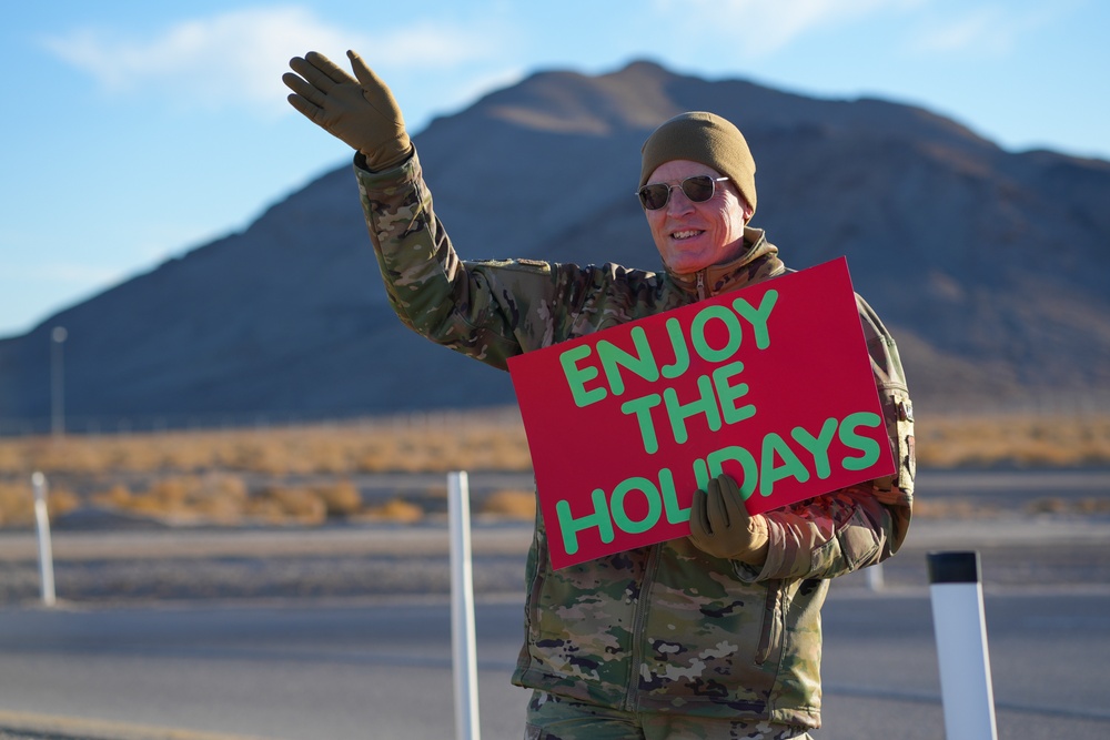 Creech Airmen spread holiday cheer