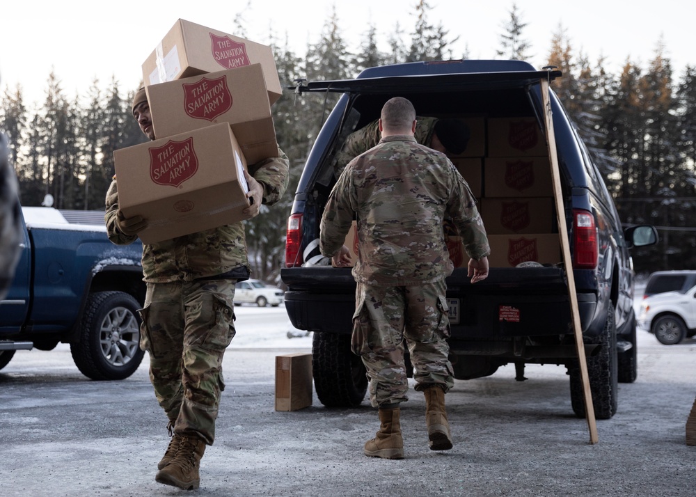 Operation Santa Claus 2024 brings Christmas joy to Yakutat