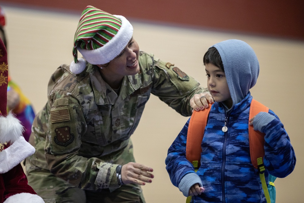 Operation Santa Claus 2024 brings Christmas joy to Yakutat