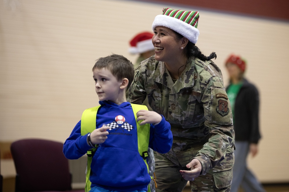 Operation Santa Claus 2024 brings Christmas joy to Yakutat