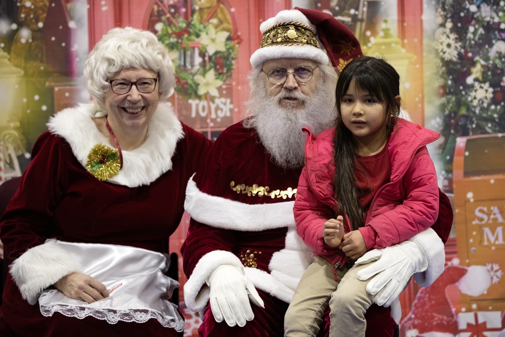 Operation Santa Claus 2024 brings Christmas joy to Yakutat