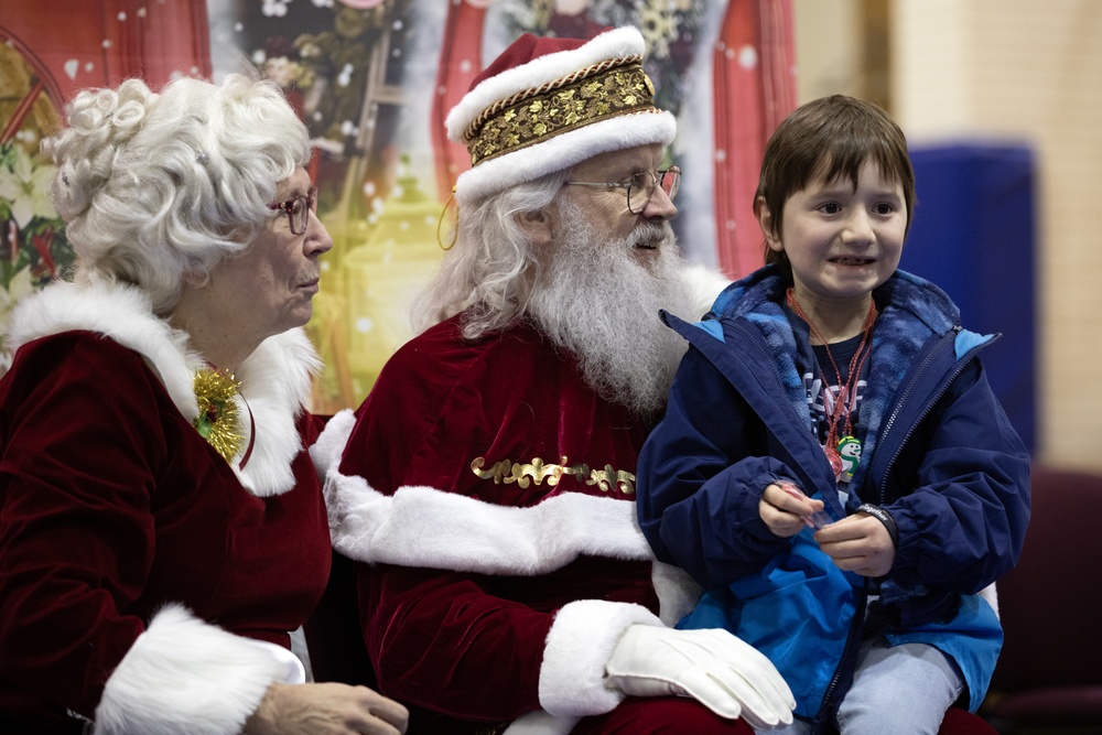 Operation Santa Claus 2024 brings Christmas joy to Yakutat