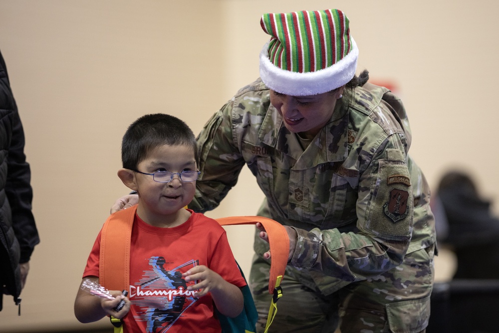 Operation Santa Claus 2024 brings Christmas joy to Yakutat