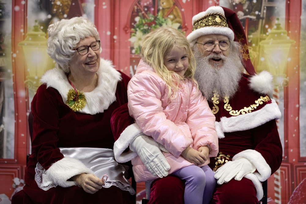 Operation Santa Claus 2024 brings Christmas joy to Yakutat