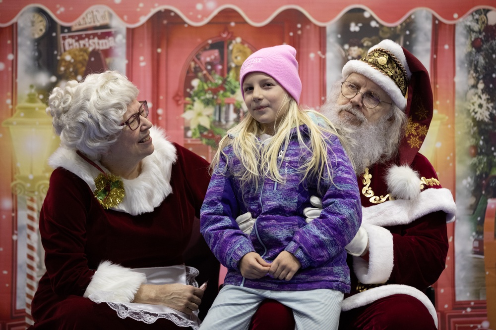 Operation Santa Claus 2024 brings Christmas joy to Yakutat