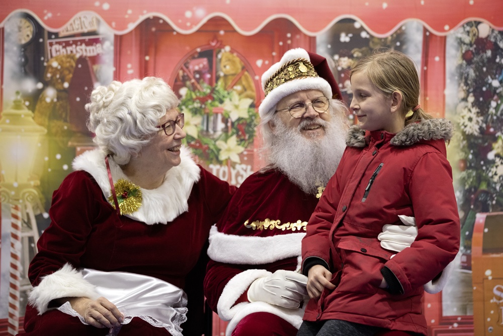 Operation Santa Claus 2024 brings Christmas joy to Yakutat