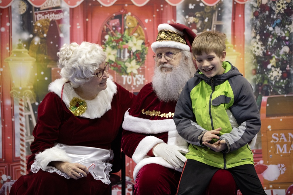 Operation Santa Claus 2024 brings Christmas joy to Yakutat