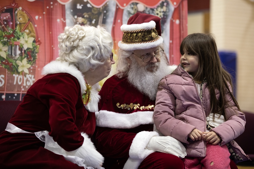 Operation Santa Claus 2024 brings Christmas joy to Yakutat