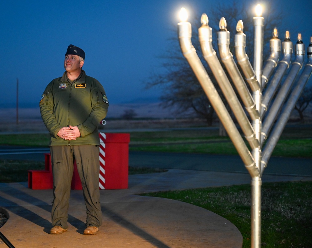 Beale Celebrates Menorah Lighting Ceremony with local Rabbi