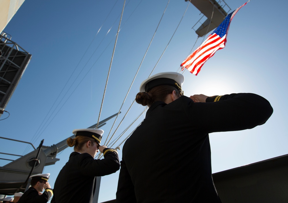 USS Abraham Lincoln returns to homeport after deployment