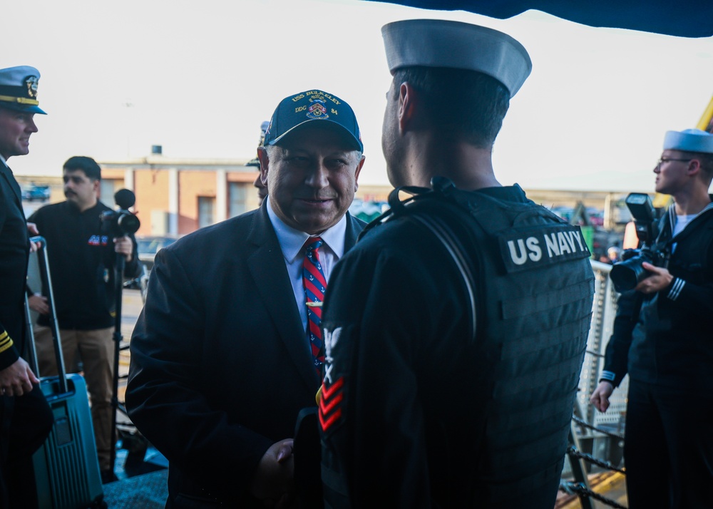 USS Bulkeley returns to Home Port and hosts The Secretary of the Navy