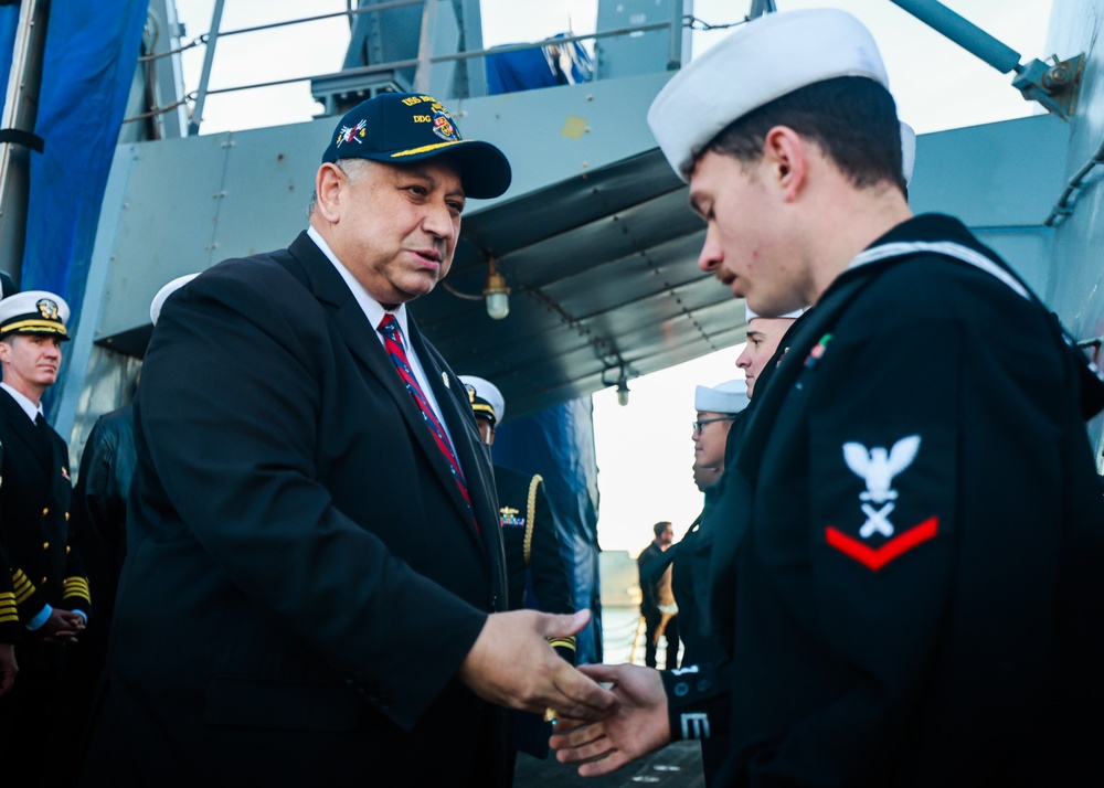 USS Bulkeley returns to Home Port and hosts The Secretary of the Navy