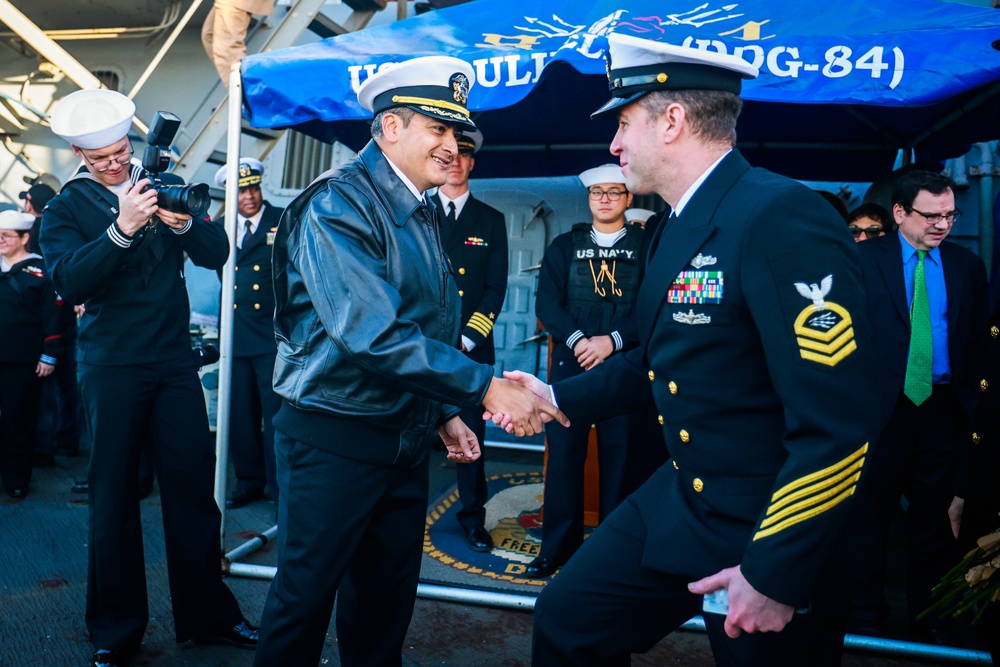 USS Bulkeley returns to Home Port and hosts The Secretary of the Navy