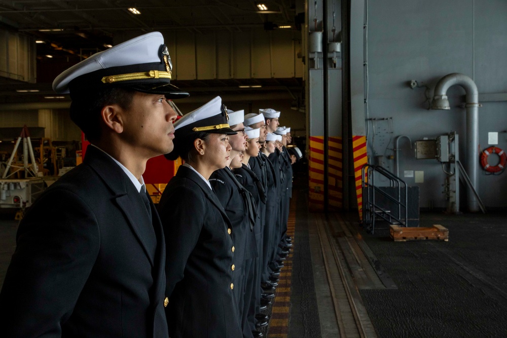 USS Abraham Lincoln returns to homeport after deployment