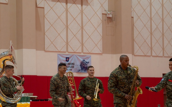 Camp Mujuk Hosts Tree Lighting Ceremony for Local Pohang Community