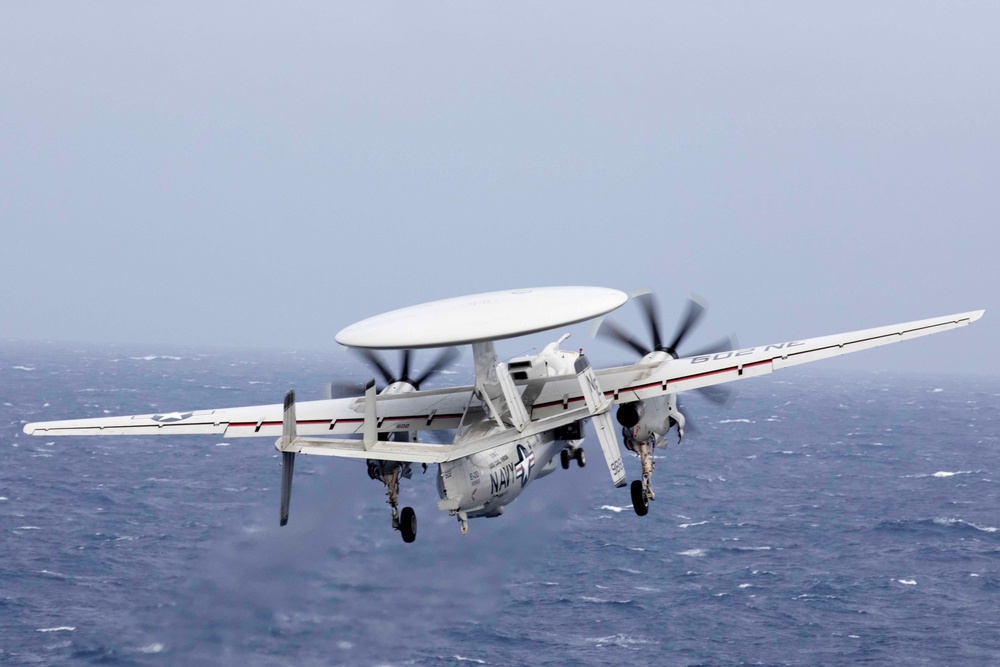 USS Carl Vinson (CVN 70) Conducts Routine Flight Operations in the Philippine Sea