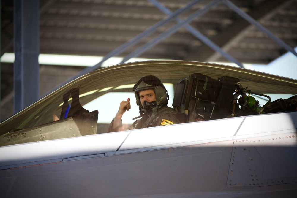 F-22 Raptor: Joint Base Pearl Harbor-Hickam