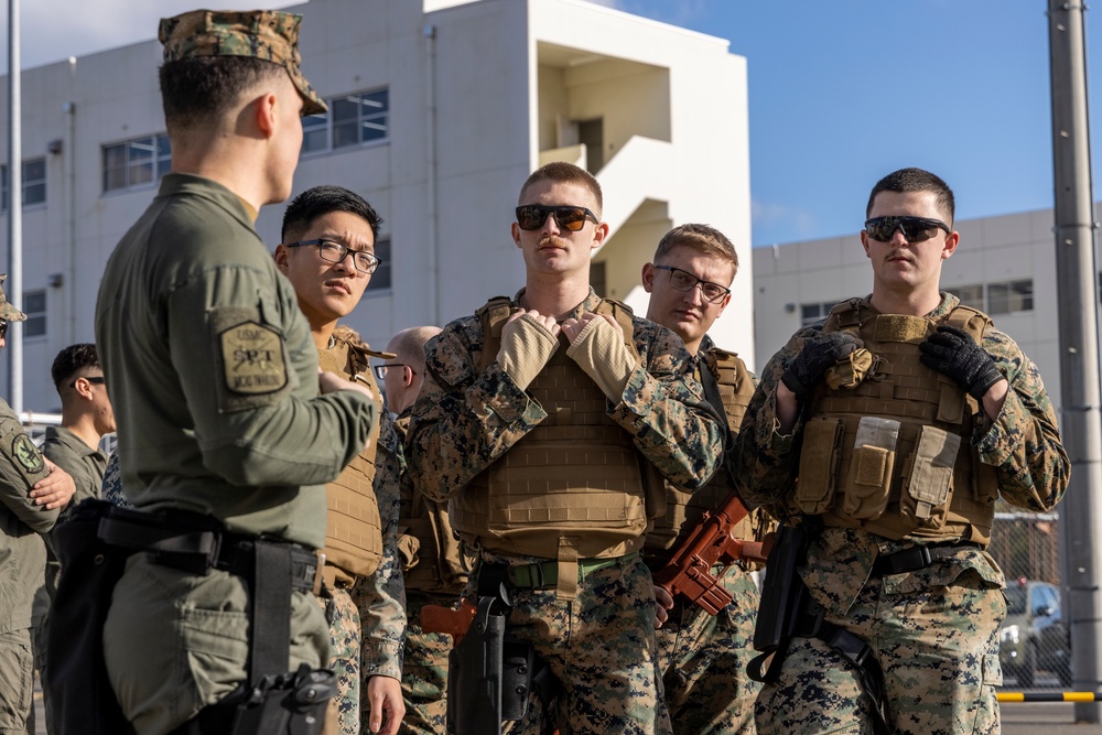 U.S. Marines learn advanced room clearing procedures in Japan