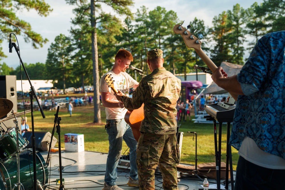 Bellwood Performs at Arkansas National Guard Minuteman Day