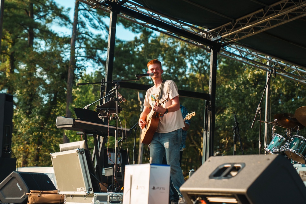 Bellwood Performs at Arkansas National Guard Minuteman Day