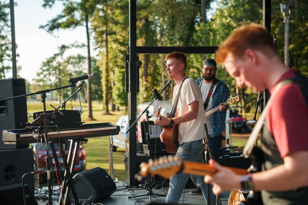 Bellwood Performs at Arkansas National Guard Minuteman Day