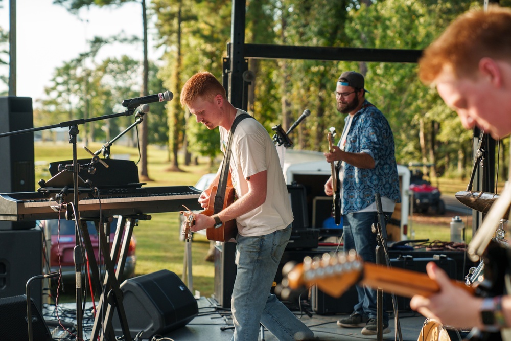 Bellwood Performs at Arkansas National Guard Minuteman Day