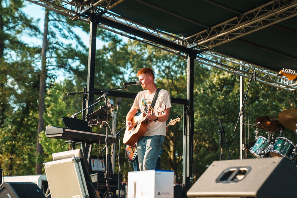 Bellwood Performs at Arkansas National Guard Minuteman Day