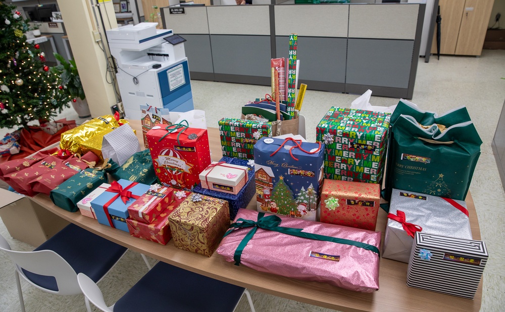 Members of the Directorate for Maintenance (D/Maintenance), U.S. Army Materiel Support Command - Korea, delivered Christmas gifts for the residents of Bundo Nursing Home in Waegwan and the children of Yongsang Orphanage in Daegu on Dec. 20.