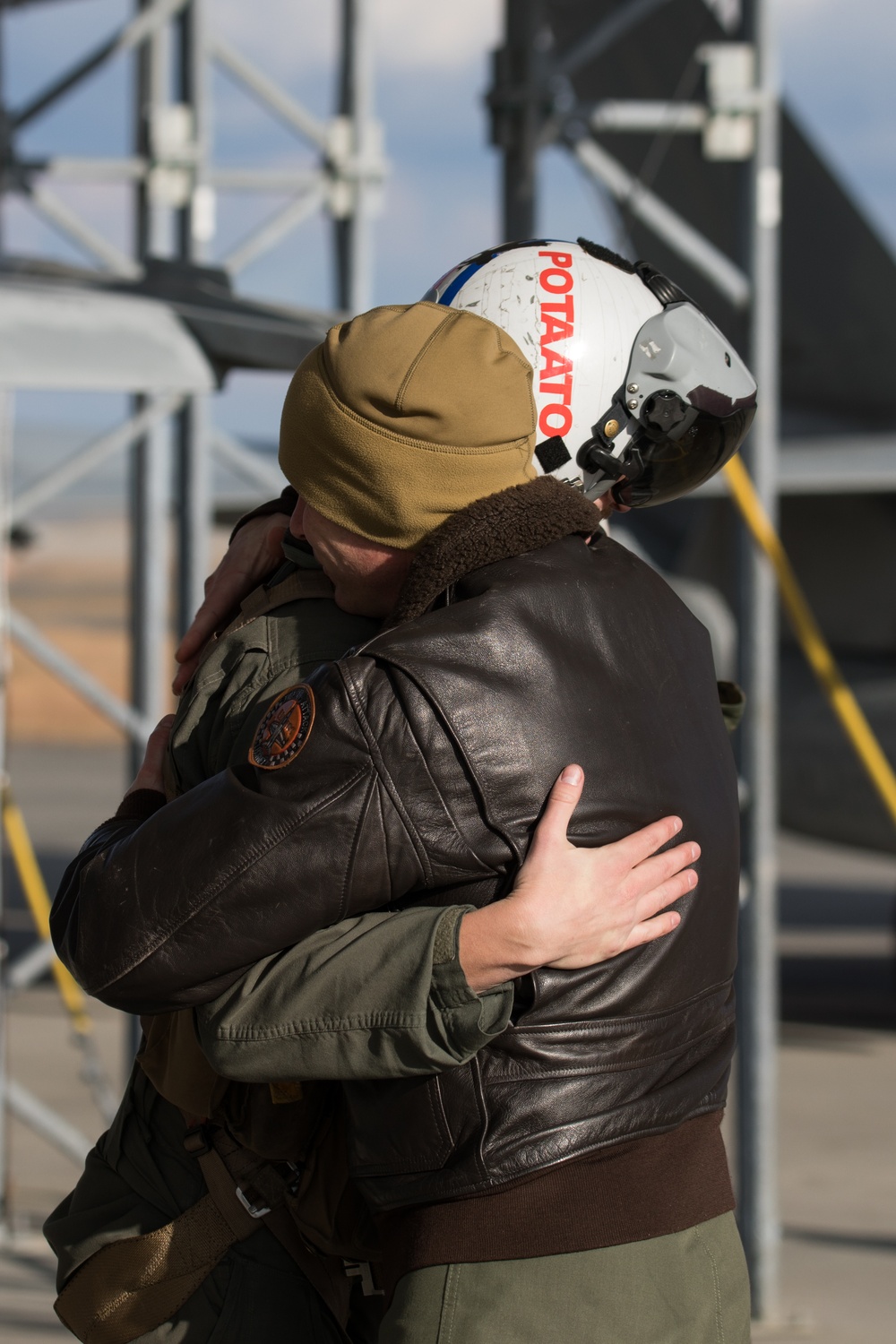 Marine pilot flies F/A-18 for the last time before transitioning to the F-35B