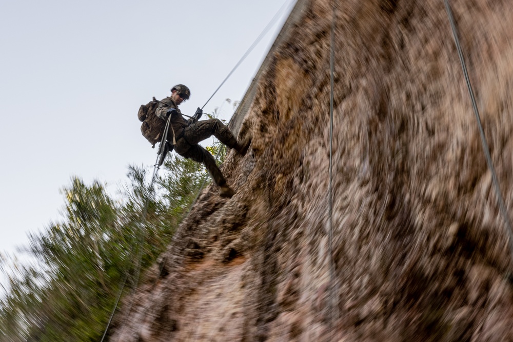 4th Marines | Company JEX Rappel Wall