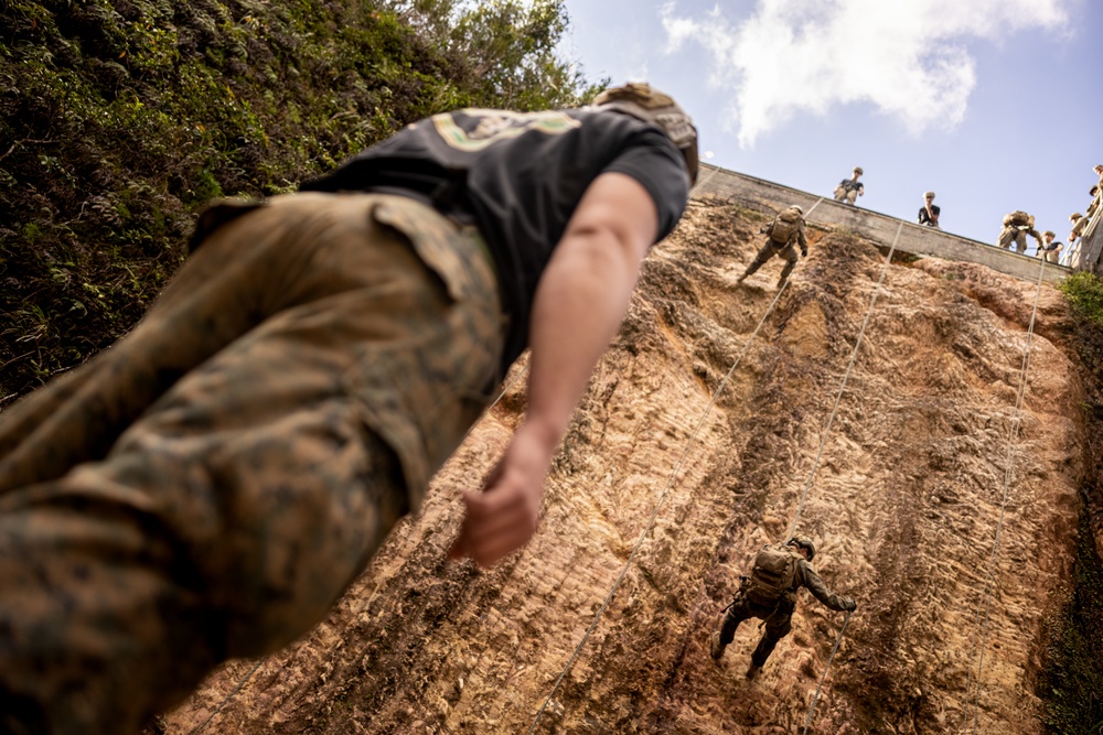 4th Marines | Company JEX Rappel Wall