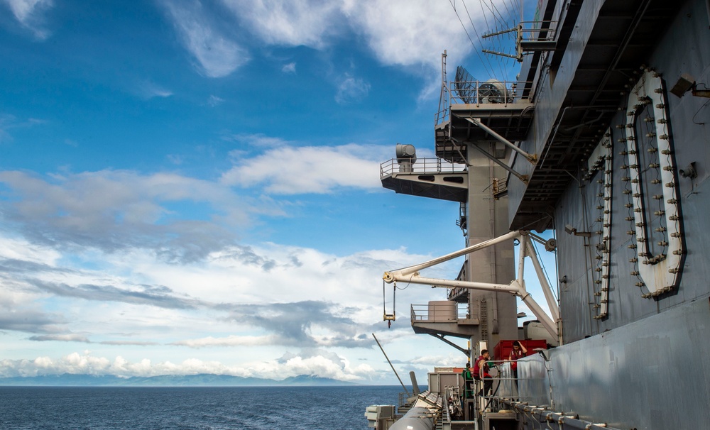 USS Carl Vinson (CVN 70) Transits the Surigao Strait