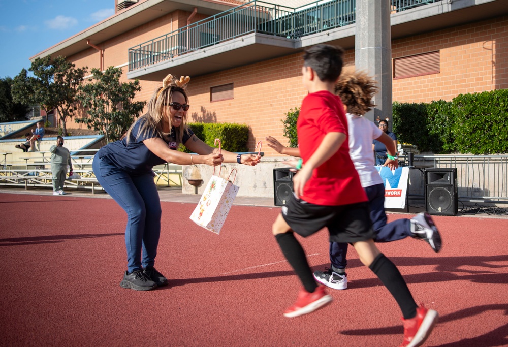 DoDEA Sigonella holds a Jingle Jog