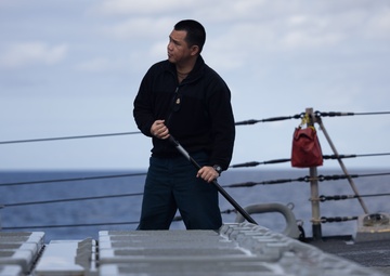 Sailors Conduct Fresh-Water Wash Down Aboard USS Oscar Austin (DDG 79)