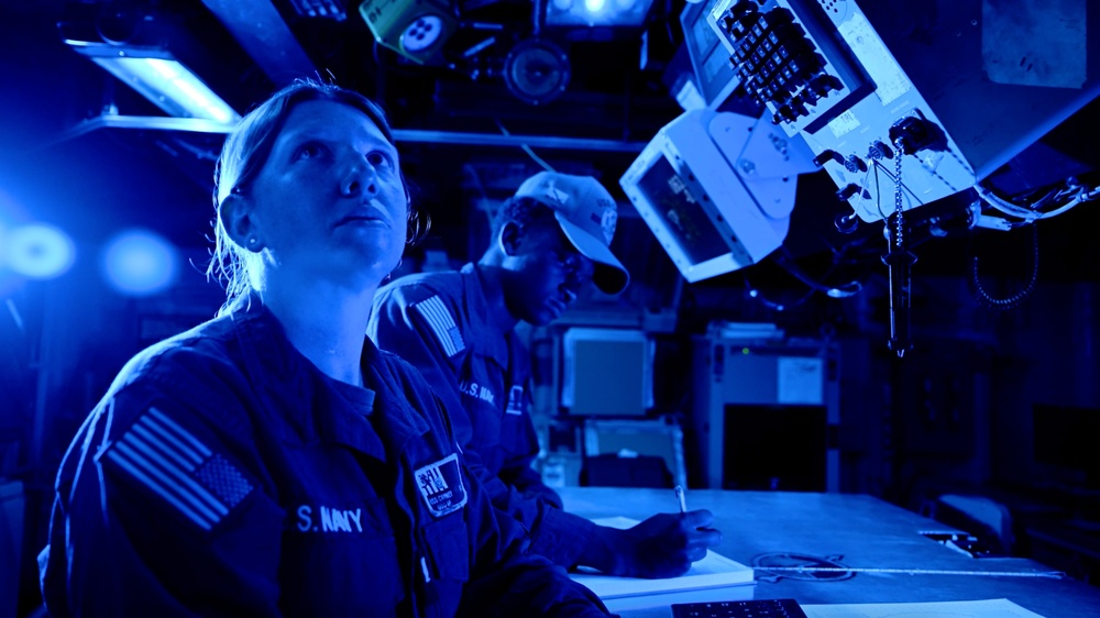 Sailors conduct routine operations onboard USS Carney (DDG 64)