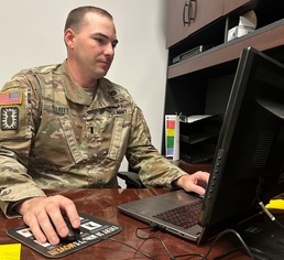 US Army Explosive Ordnance Disposal officer solves cable breakage issue on x-ray imager