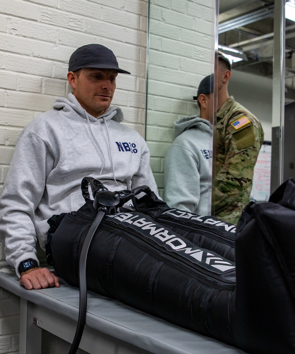 Soldiers from the Big Red One meet KState’s Athletic Department