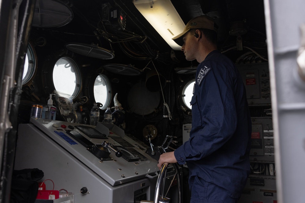 Combat Logistics Regiment 1 offloads LCU during Steel Knight 24