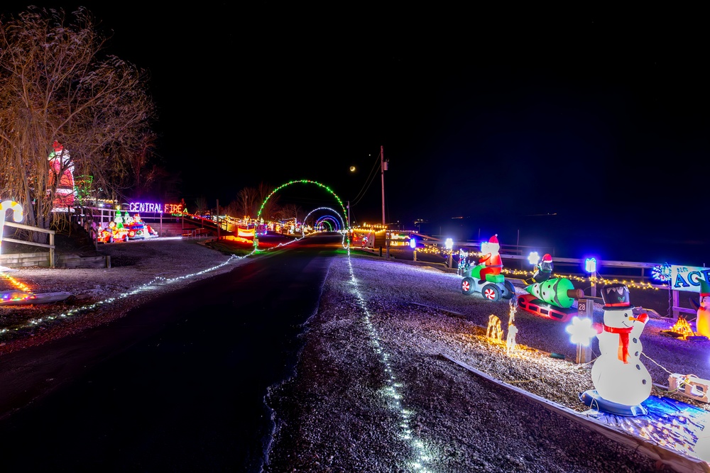 Light Up the Lake: How local business leaders turned a tiny section of Pomme de Terre Lake into a winter wonderland